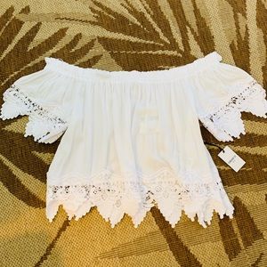 BNWT off shoulder cropped top white